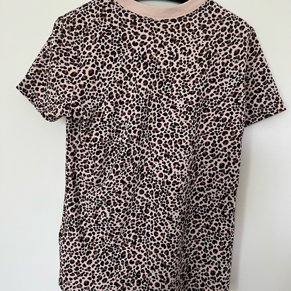 NWOT Nike Animal print t-shirt - Picture 3 of 4